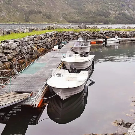 7 Person In Selje-by Traum *