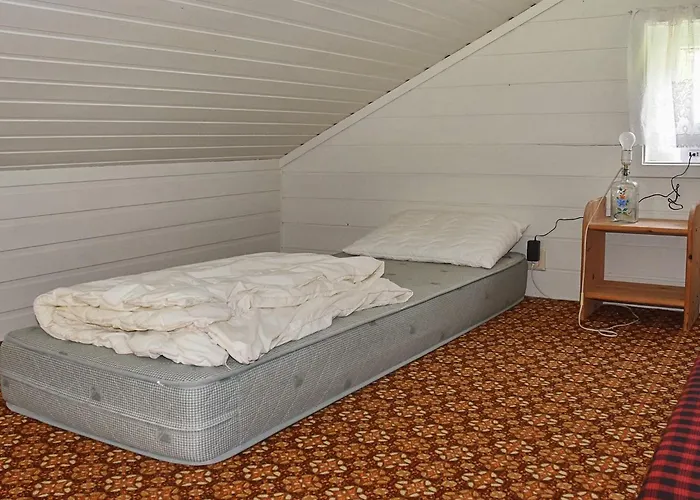 7 Person In Selje-by Traum Semesterbostad Selje